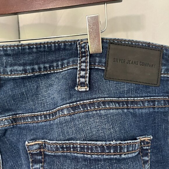 Silver Jean's Men's dark blue wash Craig Bootleg relaxed Blue Jeans 38 x 34 EUC - Picture 3 of 8